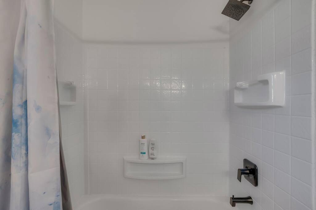 Cheerful 3-Bedroom Home With Free Parking 치코 외부 사진